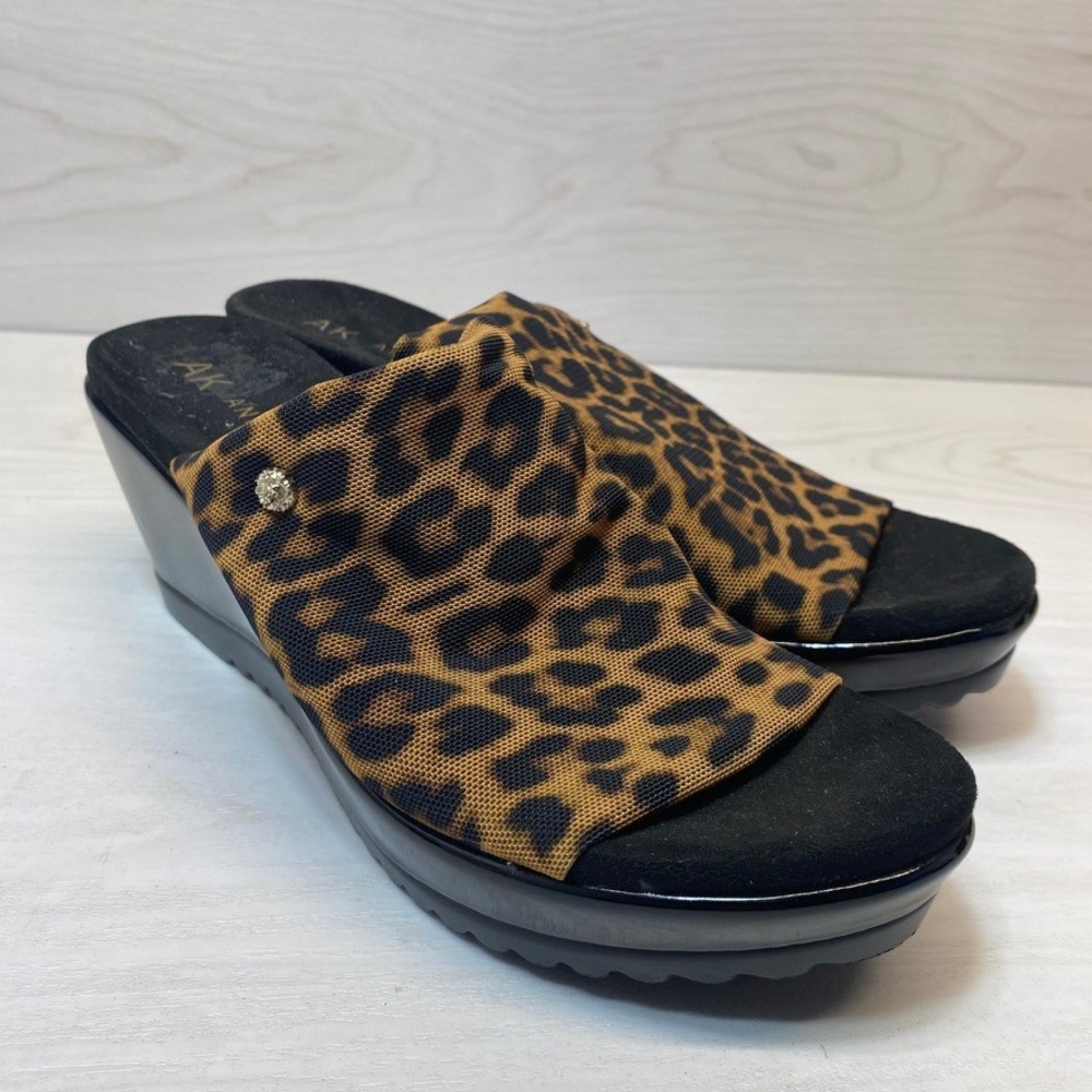 Anne Klein Women 8.5 Akrellin Wedge Sandals Leopard Print Black Animal Slide Y2k